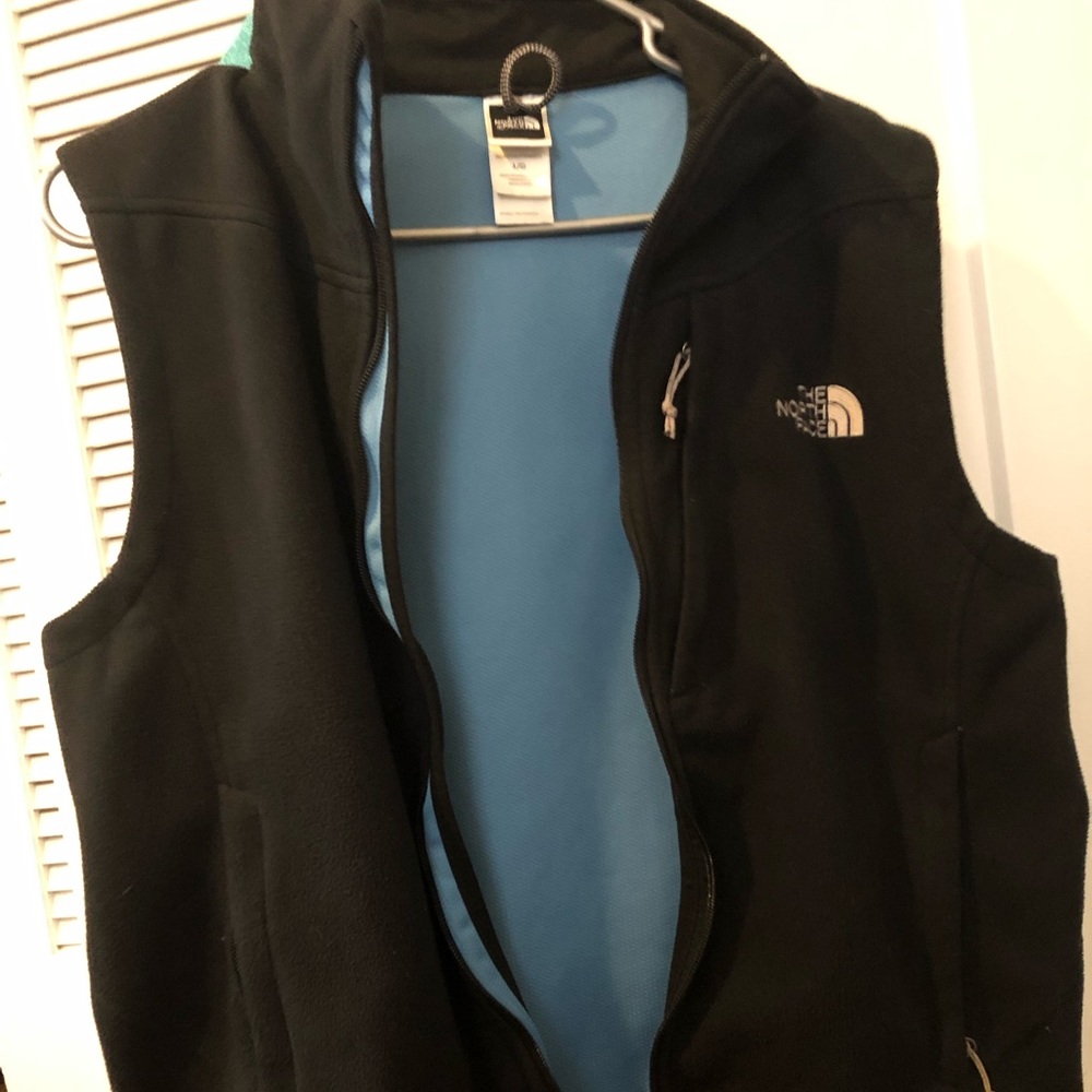 Women’s North Face “Windwall” heavy vest.